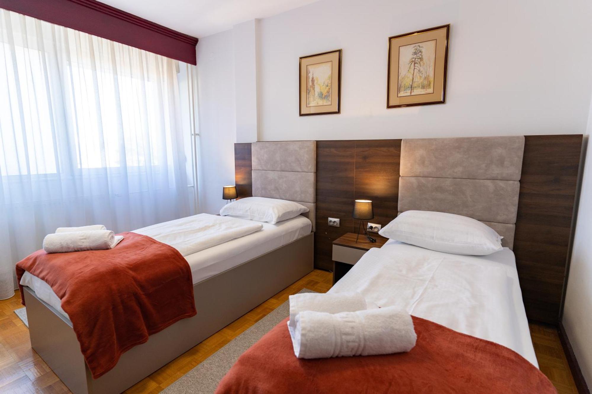 Artearia Hotel Belovár Kültér fotó