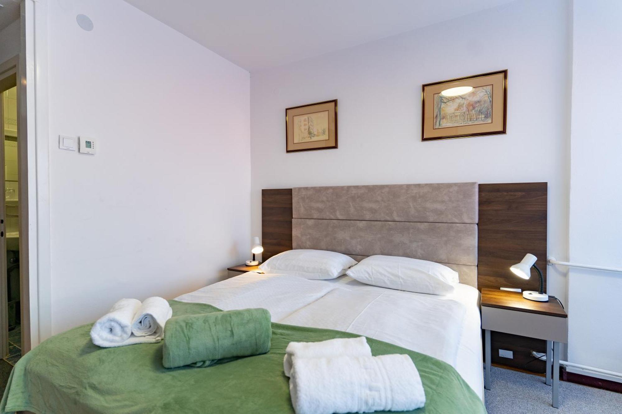 Artearia Hotel Belovár Kültér fotó