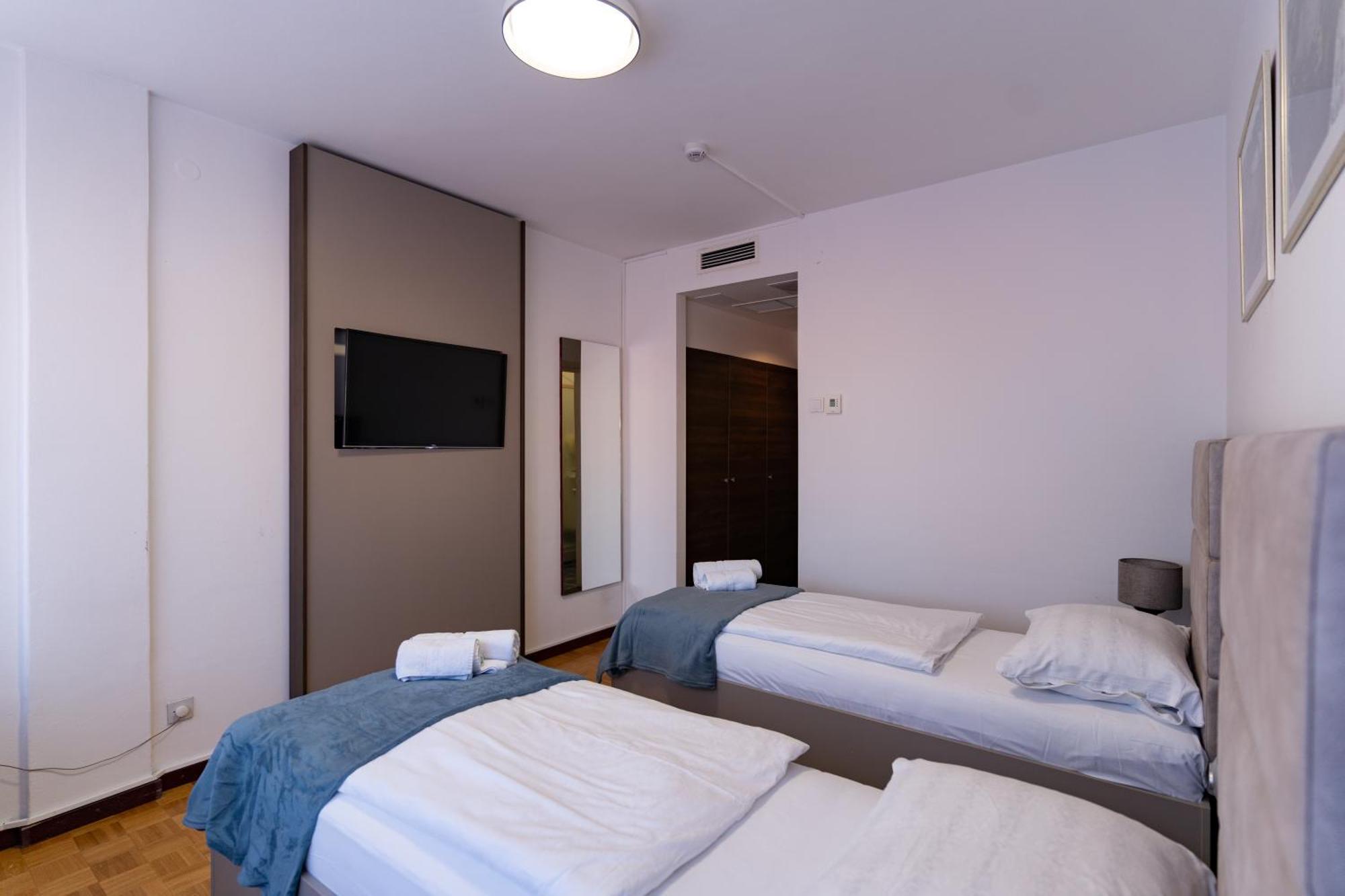 Artearia Hotel Belovár Kültér fotó