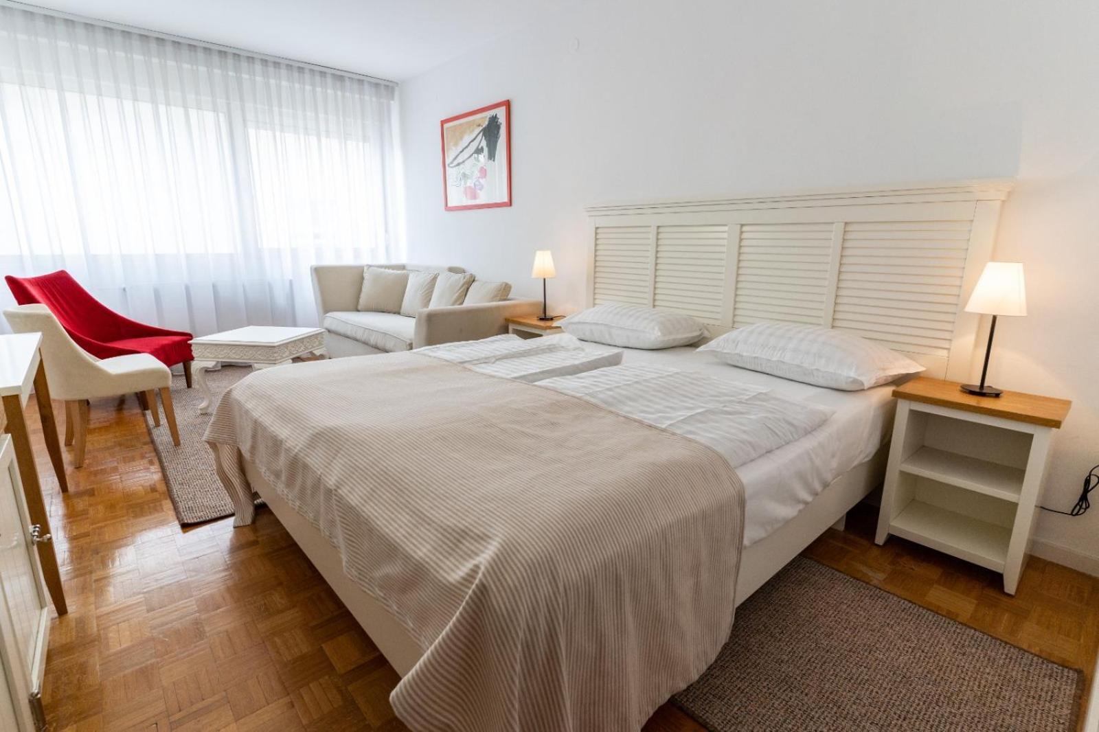 Artearia Hotel Belovár Kültér fotó