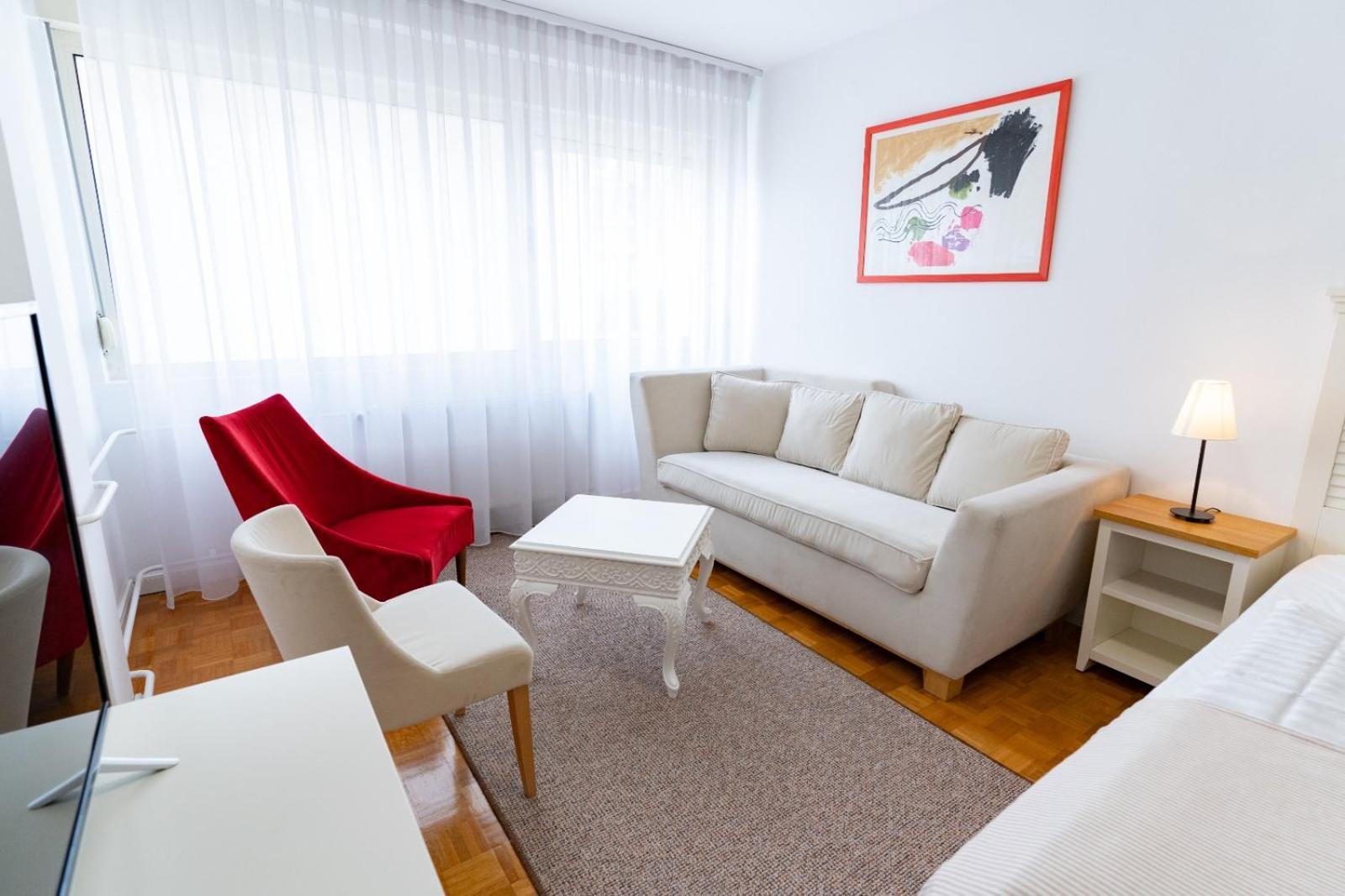 Artearia Hotel Belovár Kültér fotó